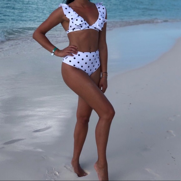 White polka dot bikini set - Picture 6 of 6